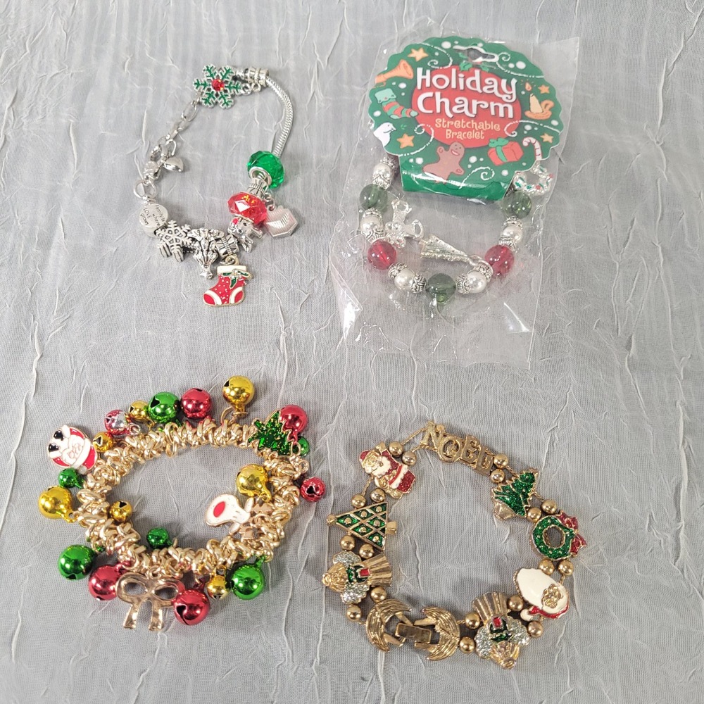 Christmas Charm Bracelet Lot 4 Womens OS Multicolor Festive Jingle Bell Noel